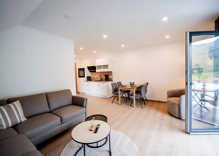 Geniessen- Entspannen- Wohlfuehlen-komfortable - Weingut Erich Serwazi *