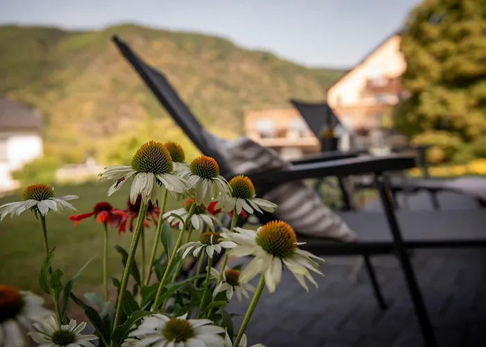 Geniessen- Entspannen- Wohlfuehlen-komfortable - Weingut Erich Serwazi *